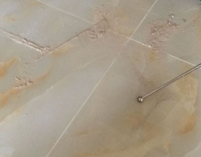怒江瓷砖空鼓维修公司分享粘合剂选择不当在瓷砖铺贴过程中可能导致以下问题